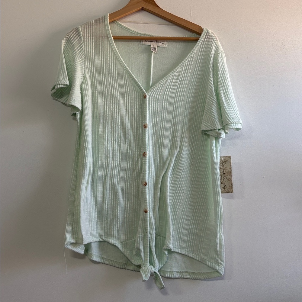 French Laundry Light Green Textured Top
